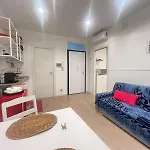 Mia's
